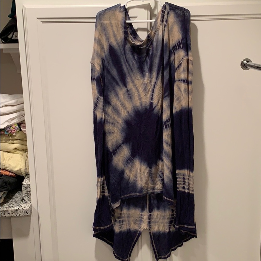 tie dye long sleeve top
